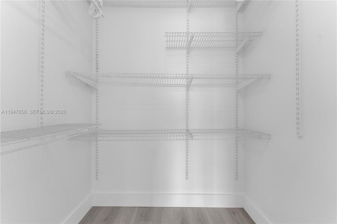 En Venta: $219,500 (2 camas, 2 baños, 832 Pies cuadrados)