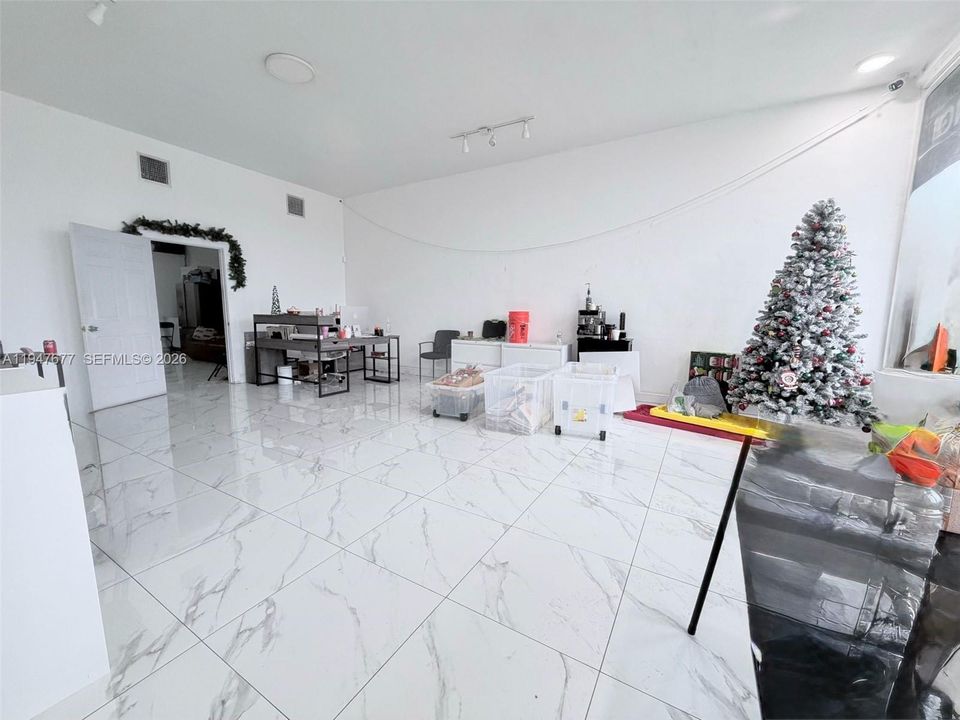 Recently Rented: $3,400 (0 beds, 0 baths, 0 Square Feet)