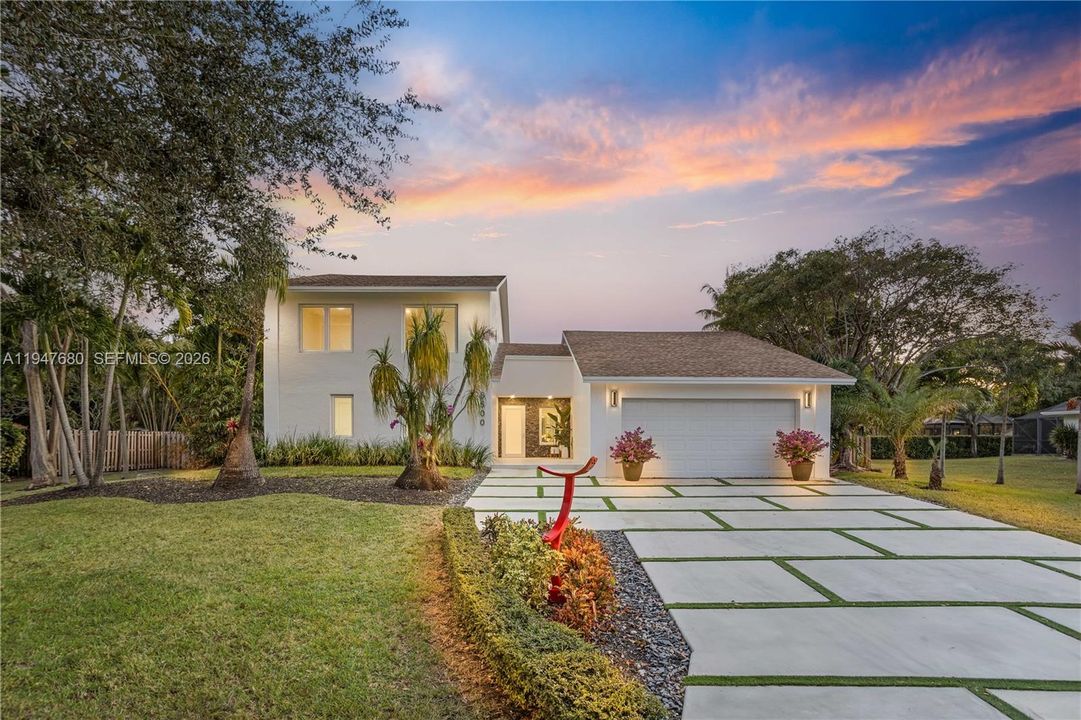 For Sale: $1,475,000 (5 beds, 4 baths, 3045 Square Feet)
