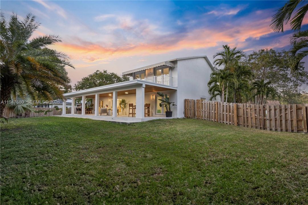 For Sale: $1,475,000 (5 beds, 4 baths, 3045 Square Feet)