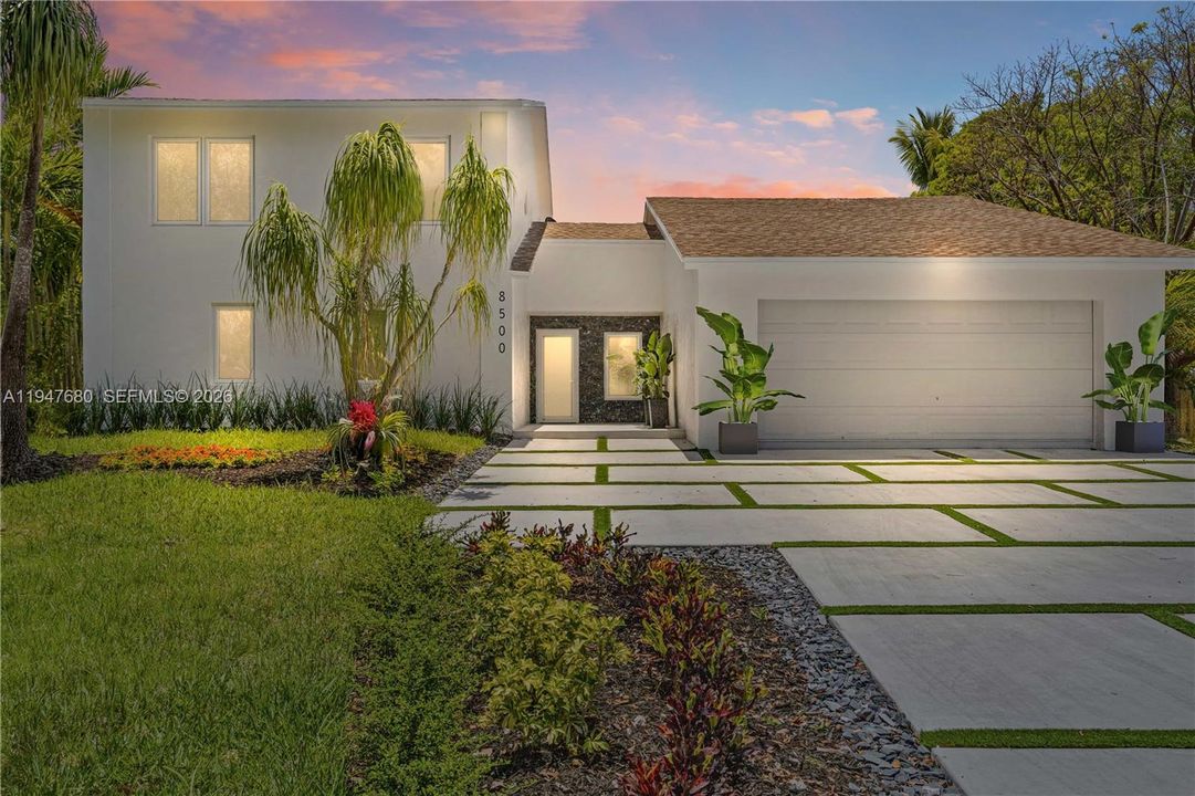 For Sale: $1,475,000 (5 beds, 4 baths, 3045 Square Feet)