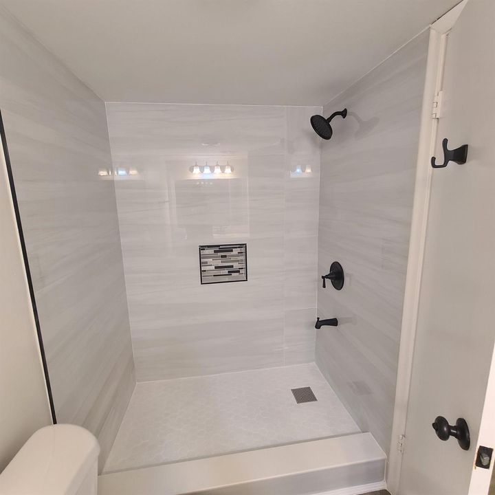 main shower 2