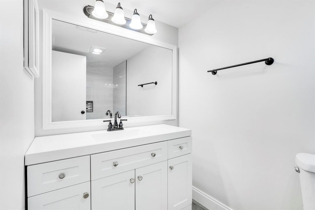 main bathroom 2
