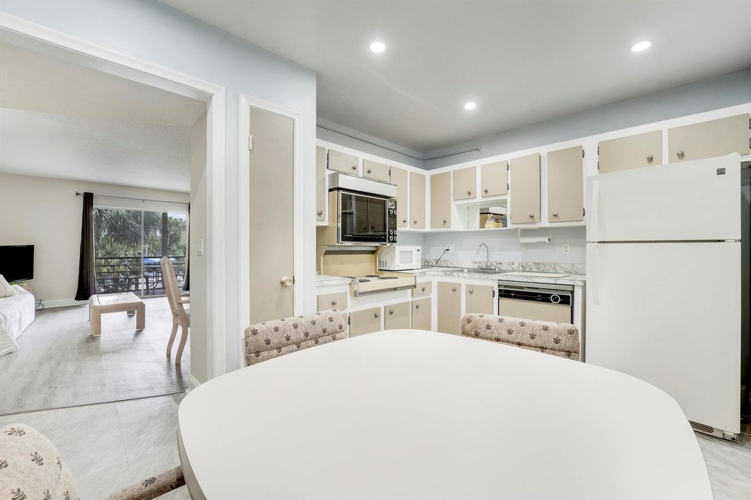 Kitchen2