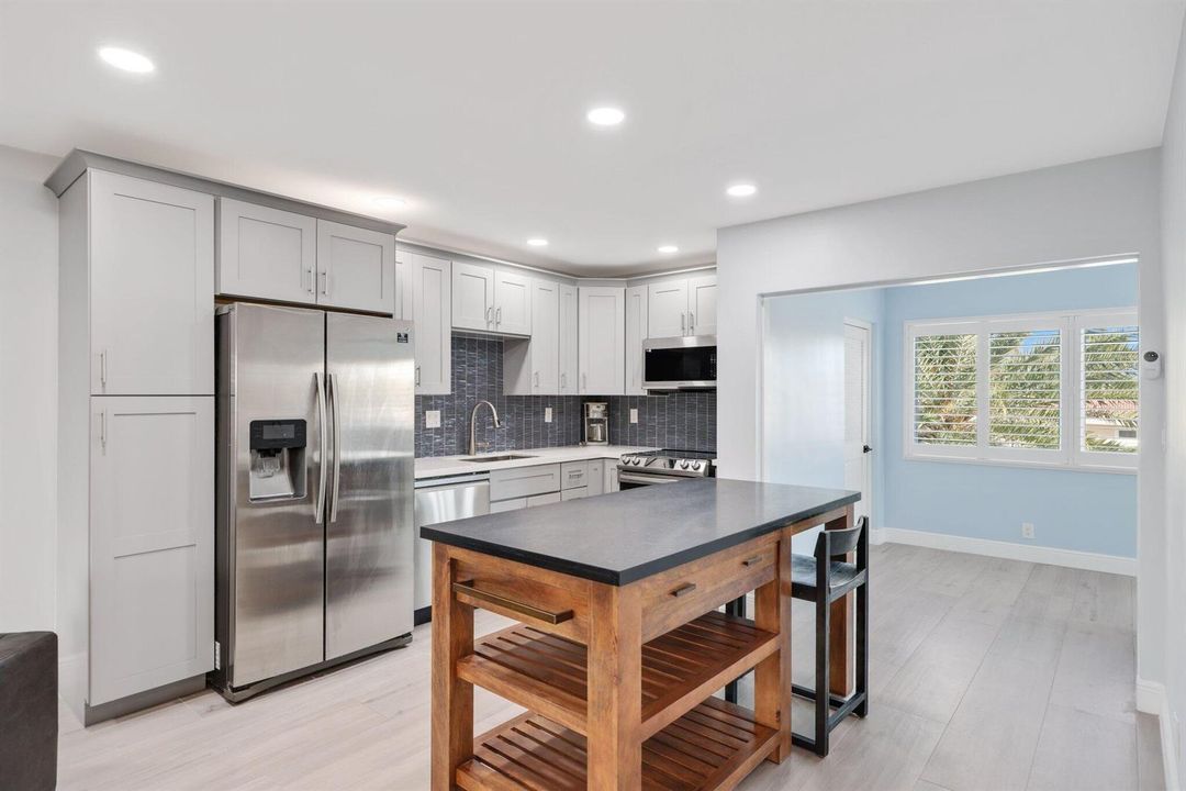 833 Southeast 22nd Ave - 41.jpg-SMALL