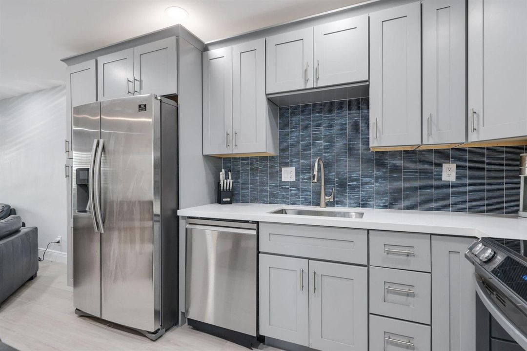 833 Southeast 22nd Ave - 43.jpg-SMALL