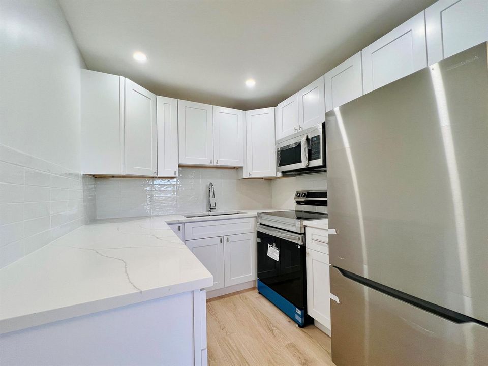 NEW KItchen