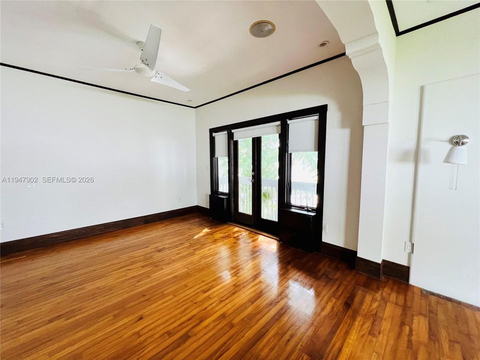 Recientemente alquilado: $4,600 (2 camas, 2 baños, 1400 Pies cuadrados)