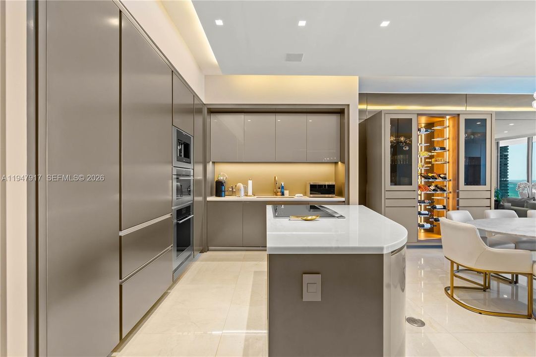 En Venta: $4,750,000 (3 camas, 3 baños, 2271 Pies cuadrados)