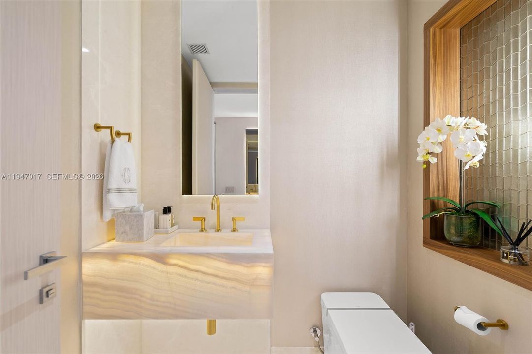 En Venta: $4,750,000 (3 camas, 3 baños, 2271 Pies cuadrados)