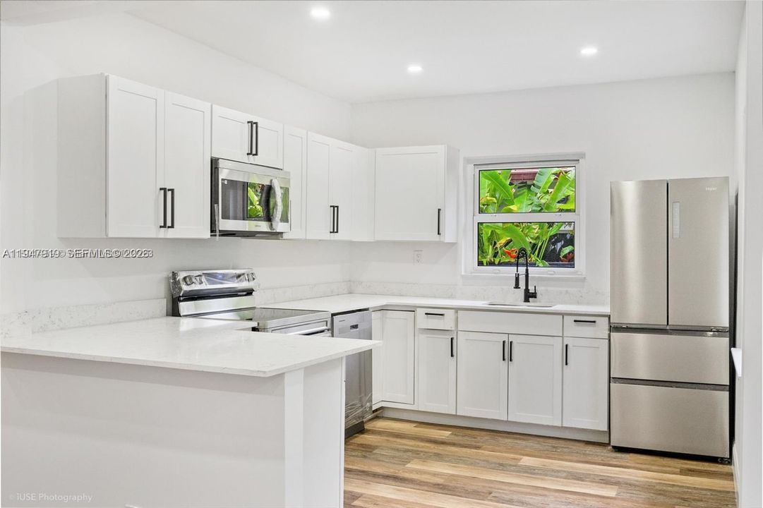 En Venta: $1,049,900 (3 camas, 3 baños, 0 Pies cuadrados)