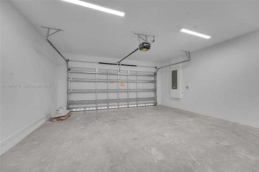 В аренду: $4,600 (4 спален, 3 ванн, 0 Квадратных фут)