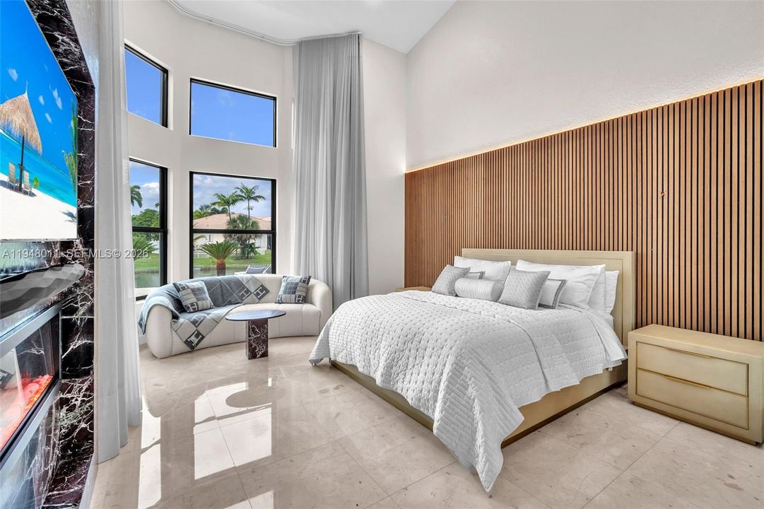 Vendido Recientemente: $1,390,000 (5 camas, 3 baños, 3285 Pies cuadrados)