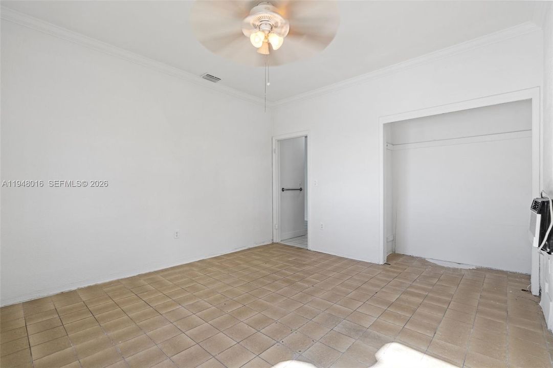 Vendido Recientemente: $6,250,000 (4 camas, 3 baños, 2669 Pies cuadrados)