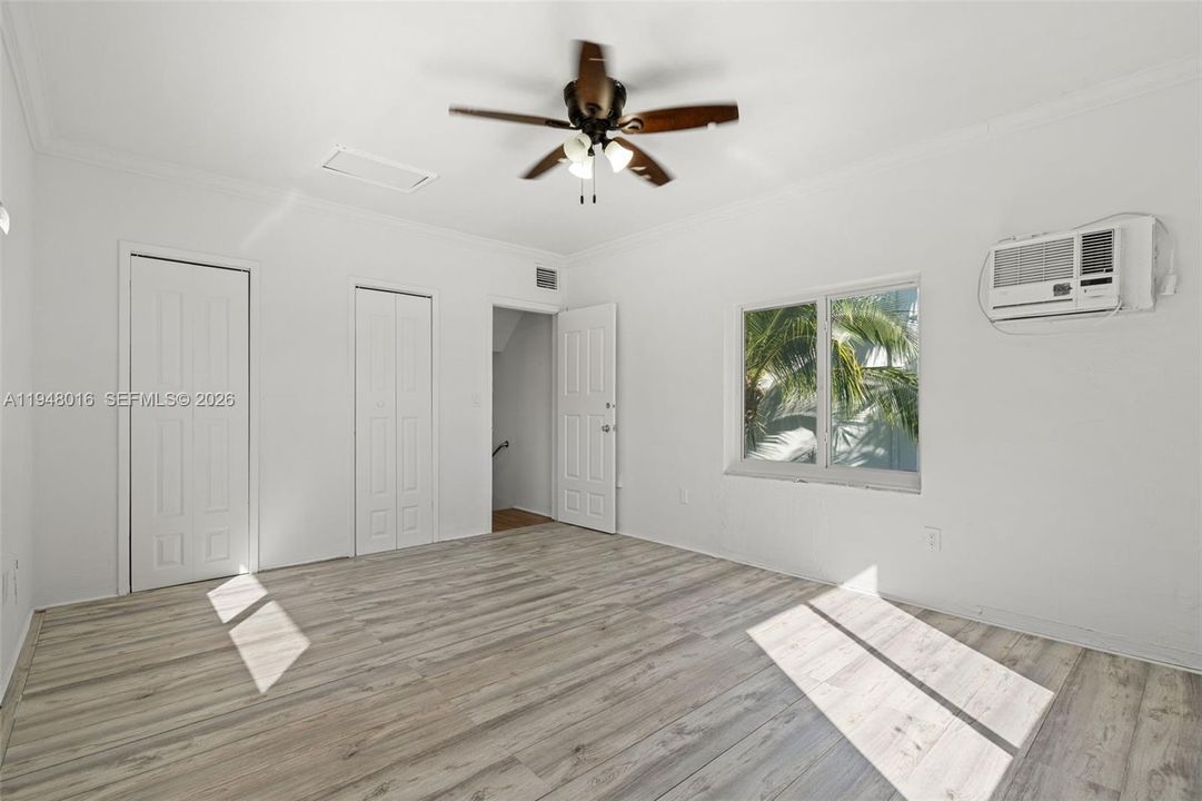 Vendido Recientemente: $6,250,000 (4 camas, 3 baños, 2669 Pies cuadrados)