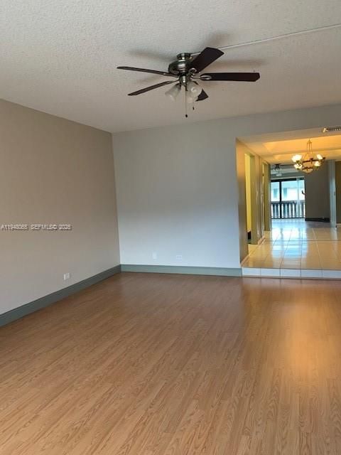 For Sale: $115,000 (1 beds, 1 baths, 800 Square Feet)