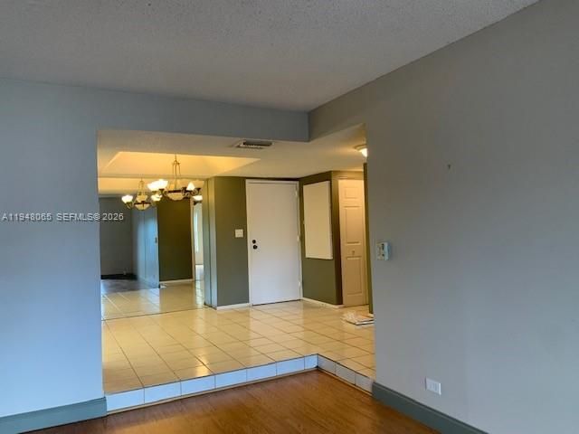 For Sale: $115,000 (1 beds, 1 baths, 800 Square Feet)