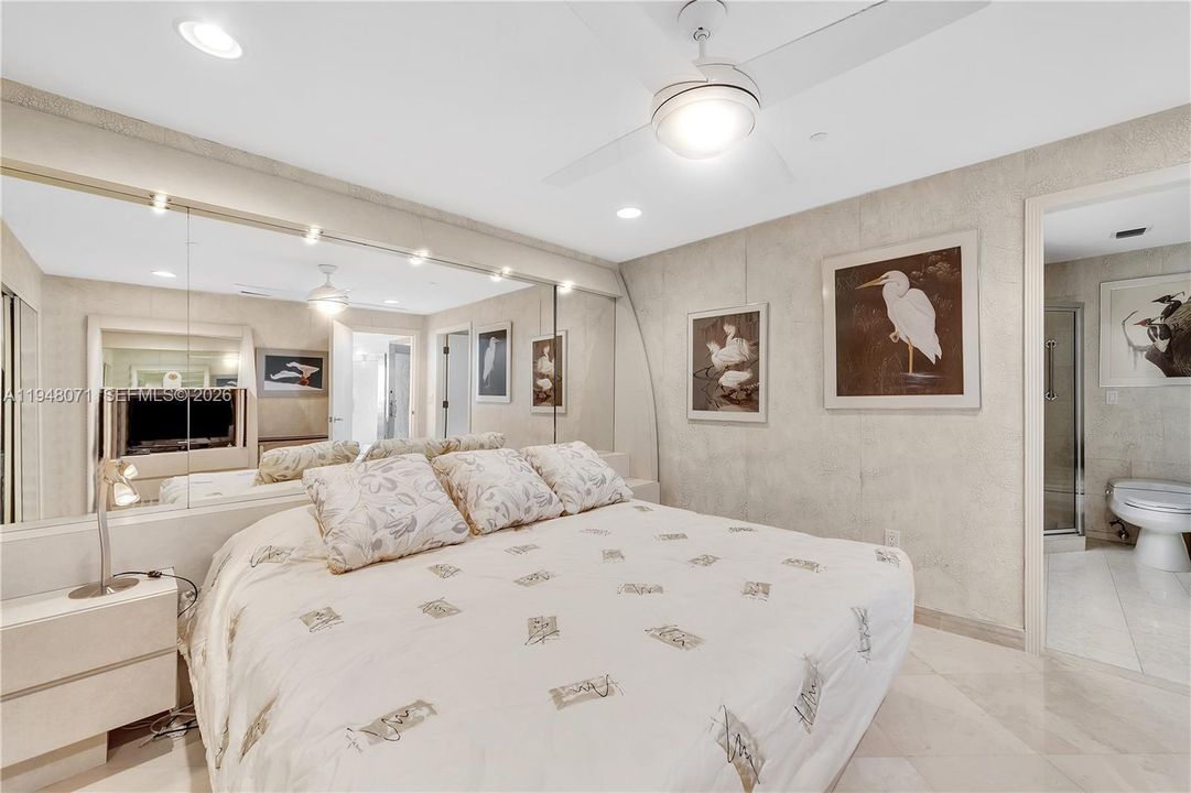 For Sale: $2,695,000 (2 beds, 3 baths, 2210 Square Feet)