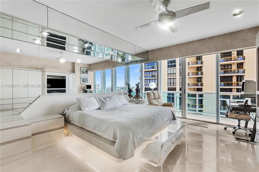 For Sale: $2,695,000 (2 beds, 3 baths, 2210 Square Feet)
