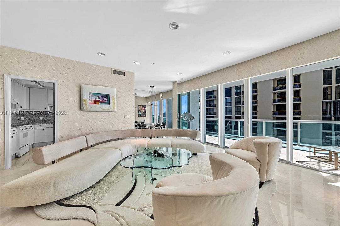 For Sale: $2,695,000 (2 beds, 3 baths, 2210 Square Feet)