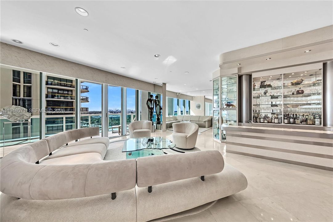 For Sale: $2,695,000 (2 beds, 3 baths, 2210 Square Feet)