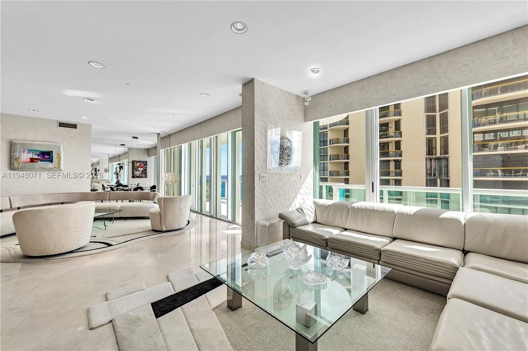 For Sale: $2,695,000 (2 beds, 3 baths, 2210 Square Feet)
