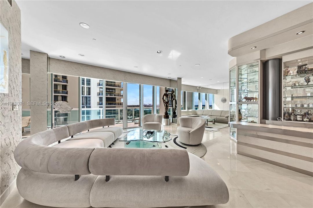For Sale: $2,695,000 (2 beds, 3 baths, 2210 Square Feet)
