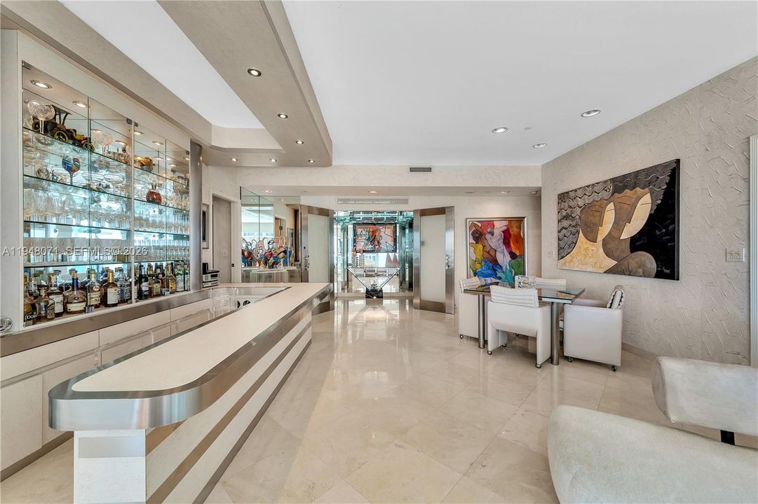 For Sale: $2,695,000 (2 beds, 3 baths, 2210 Square Feet)