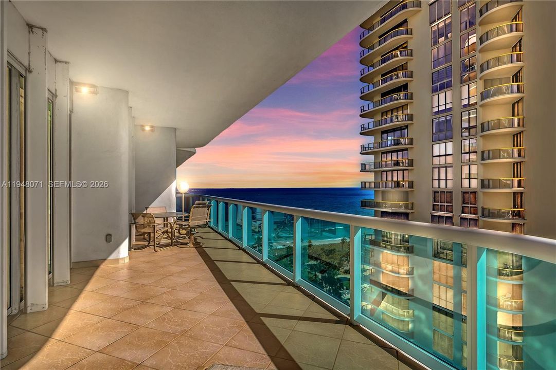 For Sale: $2,695,000 (2 beds, 3 baths, 2210 Square Feet)