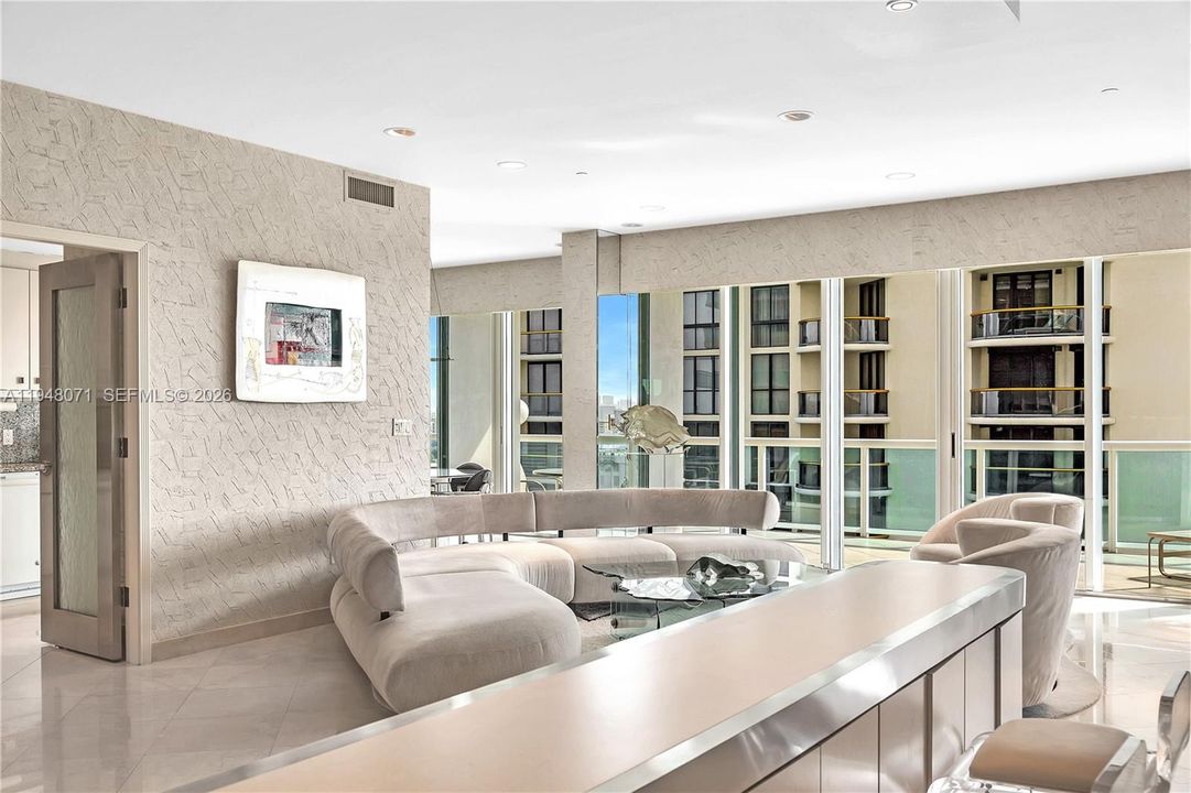 For Sale: $2,695,000 (2 beds, 3 baths, 2210 Square Feet)