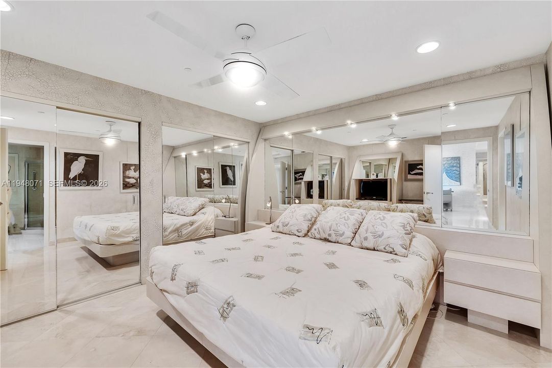 For Sale: $2,695,000 (2 beds, 3 baths, 2210 Square Feet)