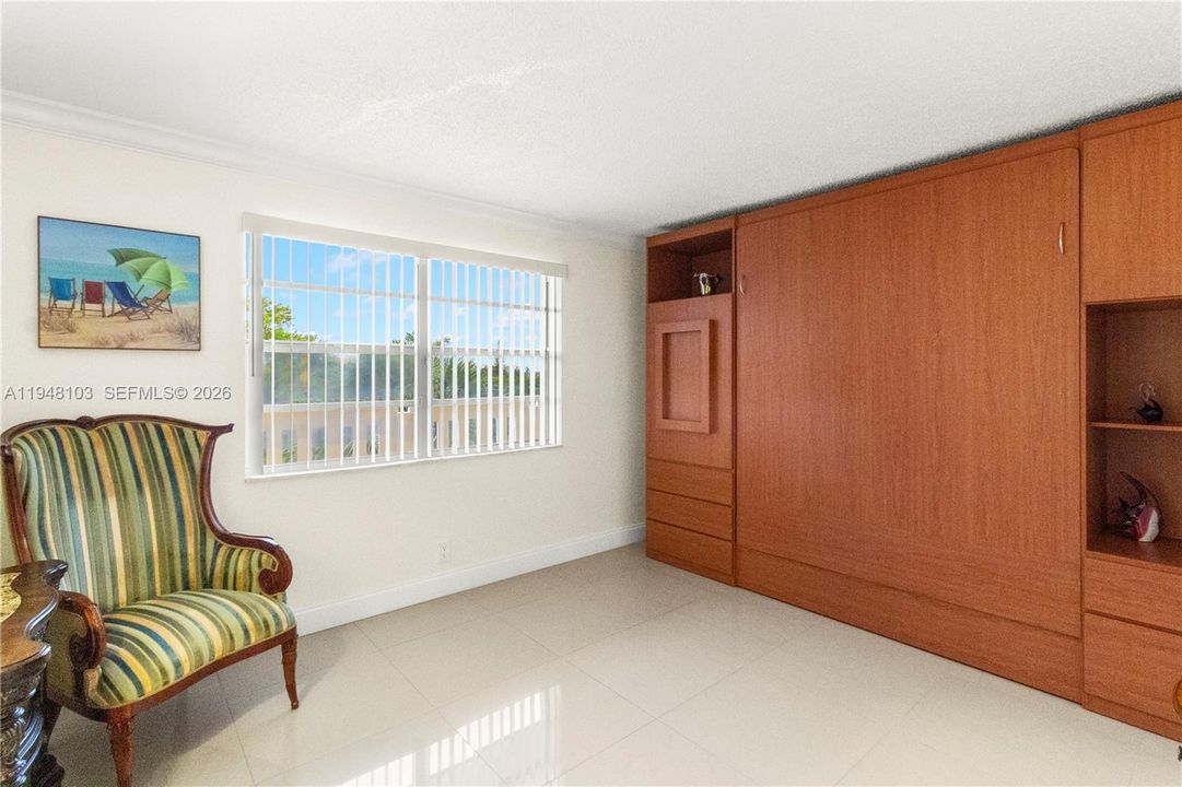 Activo con contrato: $270,000 (2 camas, 2 baños, 1190 Pies cuadrados)