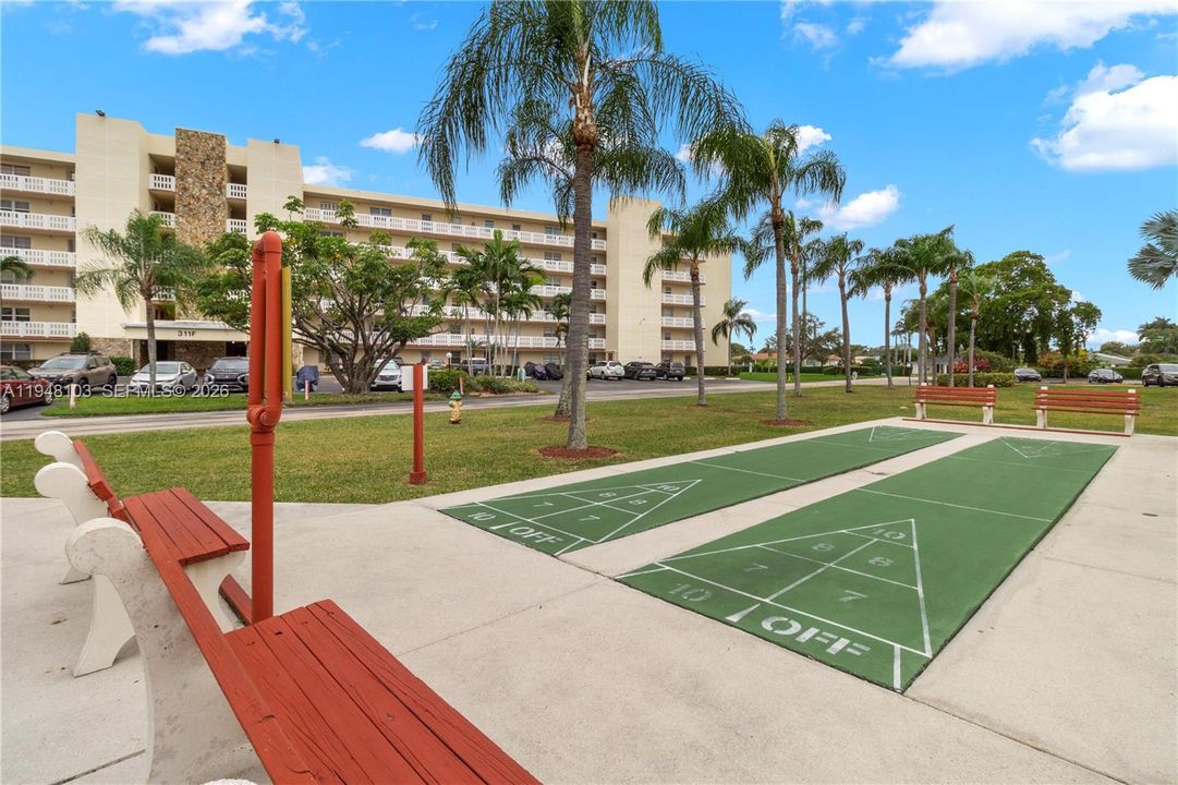 Activo con contrato: $270,000 (2 camas, 2 baños, 1190 Pies cuadrados)