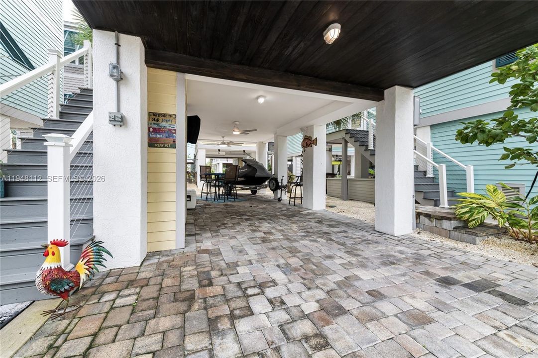 For Sale: $424,999 (2 beds, 2 baths, 960 Square Feet)