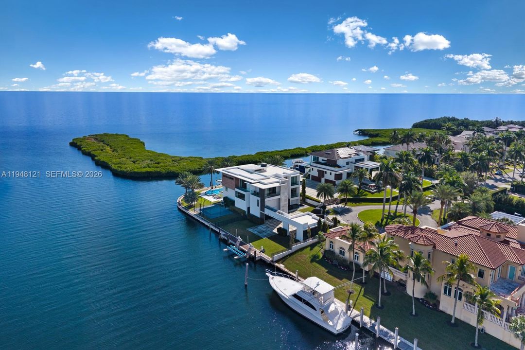 Open bay but protected, a rare corner lot