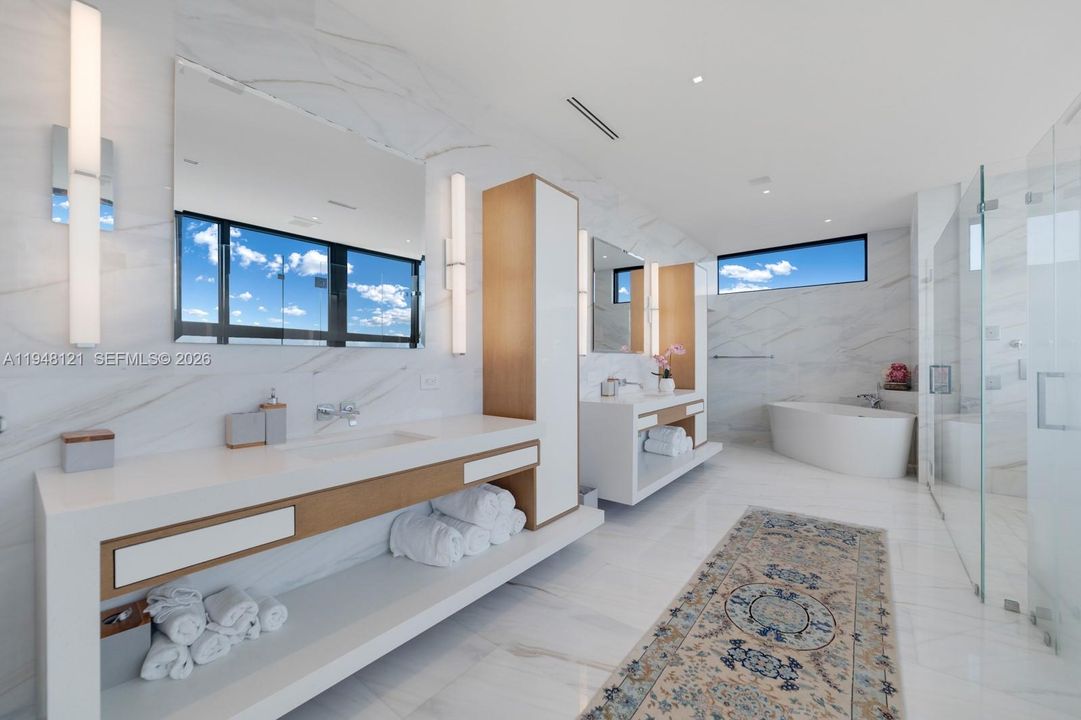 En Venta: $22,000,000 (7 camas, 7 baños, 7007 Pies cuadrados)