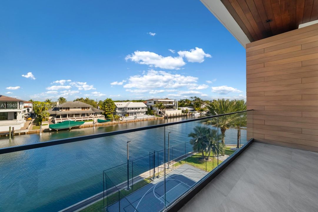 En Venta: $22,000,000 (7 camas, 7 baños, 7007 Pies cuadrados)