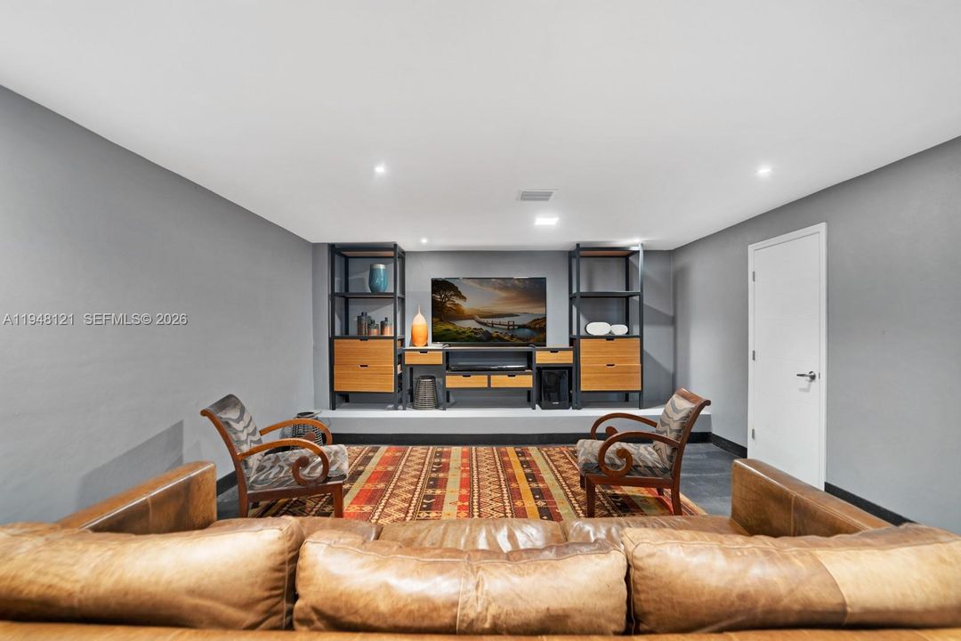 En Venta: $22,000,000 (7 camas, 7 baños, 7007 Pies cuadrados)