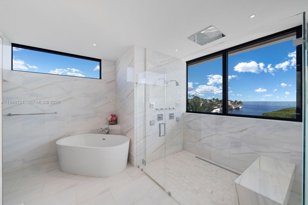 En Venta: $22,000,000 (7 camas, 7 baños, 7007 Pies cuadrados)