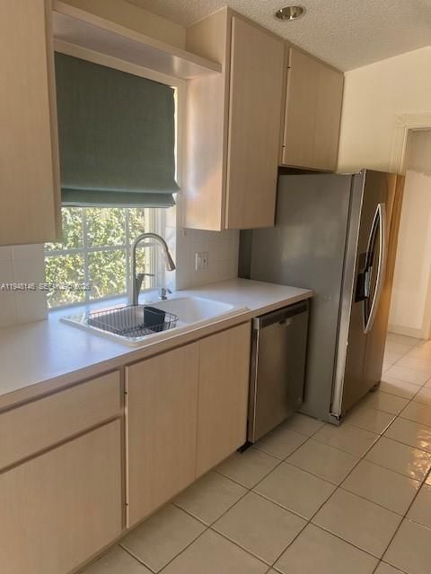 En Renta: $3,000 (2 camas, 2 baños, 1525 Pies cuadrados)