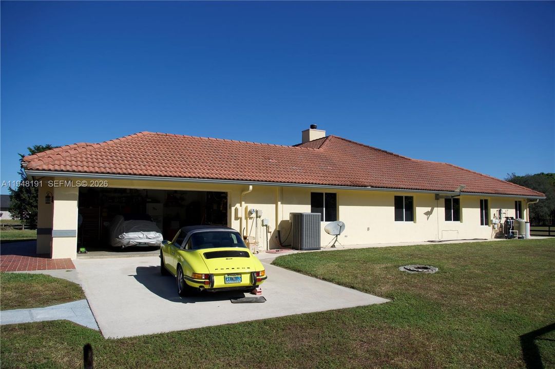 На продажу: $1,499,000 (4 спален, 2 ванн, 3624 Квадратных фут)
