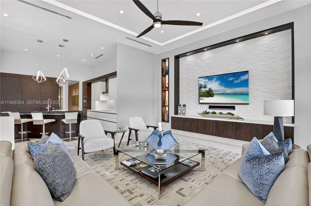 Vendido Recientemente: $5,950,000 (4 camas, 5 baños, 0 Pies cuadrados)