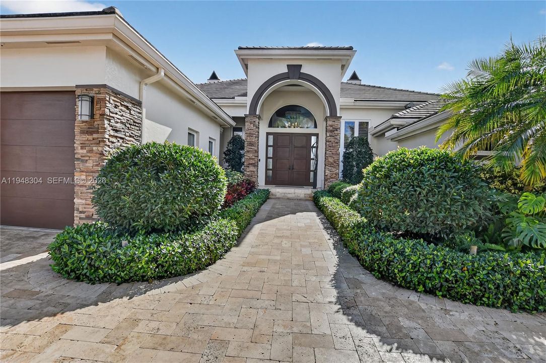 Vendido Recientemente: $5,950,000 (4 camas, 5 baños, 0 Pies cuadrados)