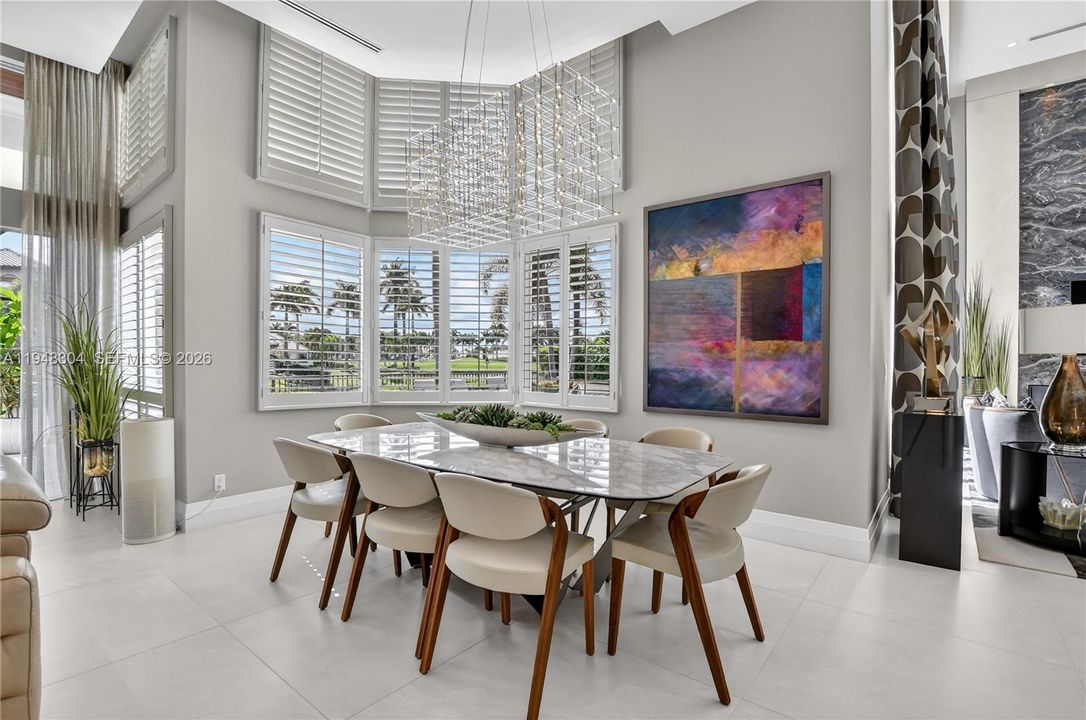 Vendido Recientemente: $5,950,000 (4 camas, 5 baños, 0 Pies cuadrados)
