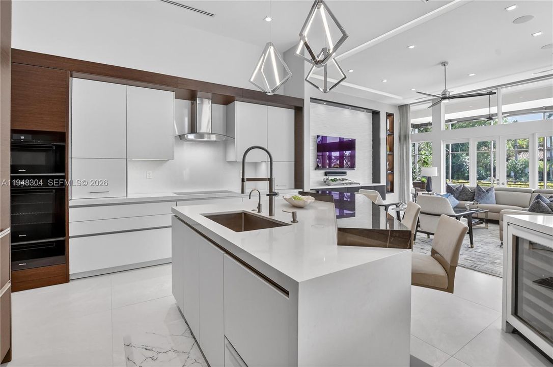 Vendido Recientemente: $5,950,000 (4 camas, 5 baños, 0 Pies cuadrados)