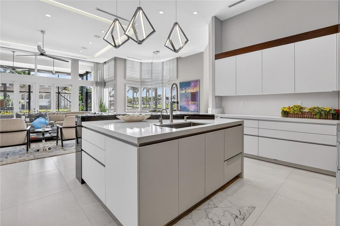 Vendido Recientemente: $5,950,000 (4 camas, 5 baños, 0 Pies cuadrados)