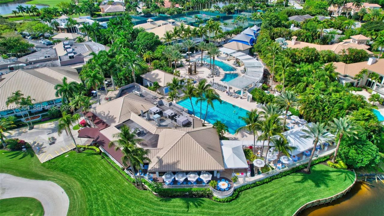 Vendido Recientemente: $5,950,000 (4 camas, 5 baños, 0 Pies cuadrados)
