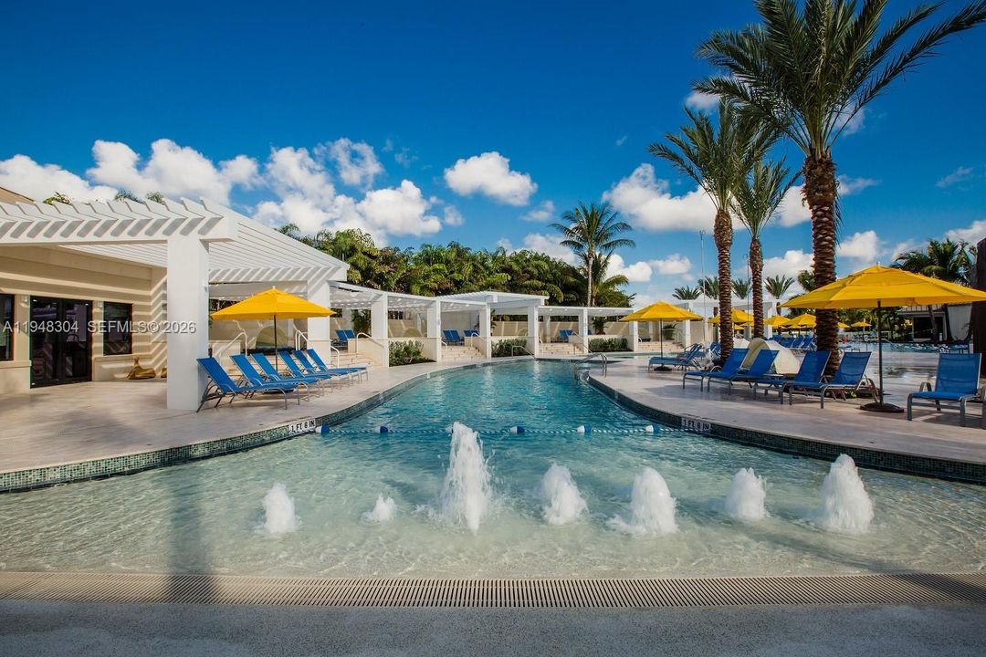 Vendido Recientemente: $5,950,000 (4 camas, 5 baños, 0 Pies cuadrados)