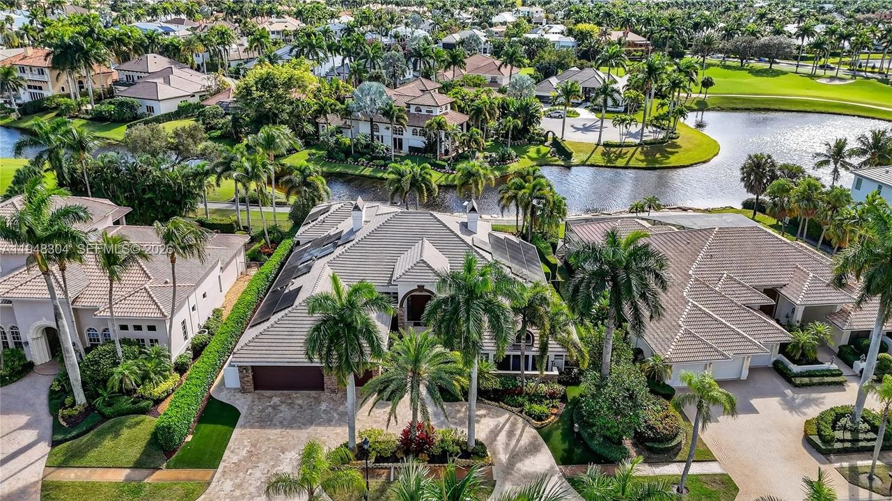 Vendido Recientemente: $5,950,000 (4 camas, 5 baños, 0 Pies cuadrados)