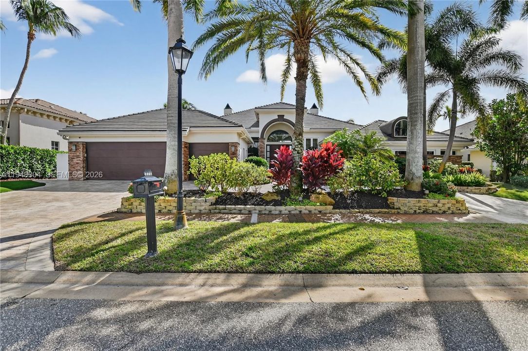Vendido Recientemente: $5,950,000 (4 camas, 5 baños, 0 Pies cuadrados)